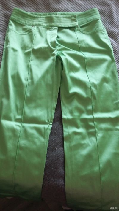 Лот: 15770584. Фото: 1. Брюки Escada зеленые. Брюки, джинсы, шорты