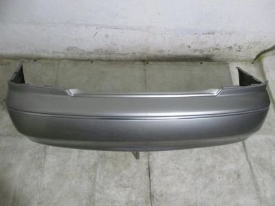 Лот: 15747875. Фото: 1. Бампер задний Nissan Bluebird... Кузов