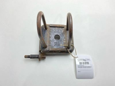 Лот: 25243321. Фото: 1. Стремянка рессоры Nissan Vanette... Двигатель и элементы двигателя
