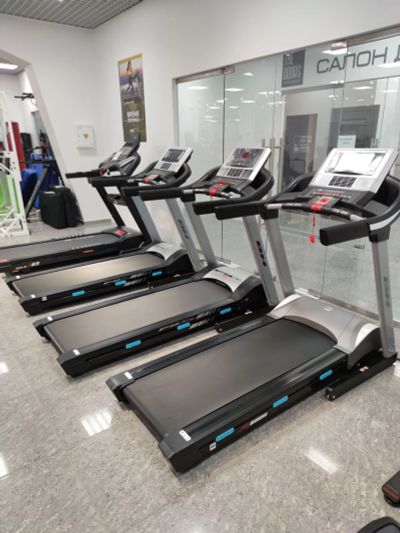 Лот: 19998469. Фото: 1. Беговые дорожки BH fitness. Беговые дорожки