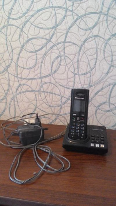 Лот: 11447558. Фото: 1. Радиотелефон Panasonic KX-TG8225. DECT и радиотелефоны