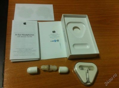 Лот: 2143095. Фото: 1. Наушники Apple In-Ear Headphones... Наушники, гарнитуры