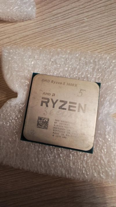 Лот: 19583568. Фото: 1. ryzen 5 3600x. Процессоры