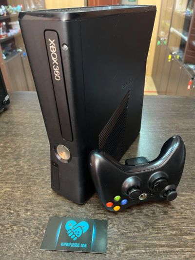 Лот: 18096513. Фото: 1. Прошитый Xbox 360 S 500gb + 56... Игровые приставки, консоли