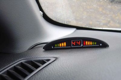 Лот: 3238172. Фото: 1. Парктроник, 4 сенсора, с LED-дисплеем... Видеорегистраторы,  радар-детекторы, системы парковки