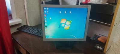 Лот: 24929108. Фото: 1. Монитор Samsung 710v. ЖК-мониторы