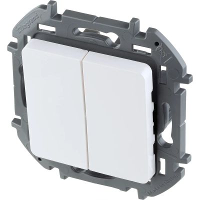 Лот: 21993233. Фото: 1. Выключатель legrand inspiria 2кл... Электроустановочные изделия
