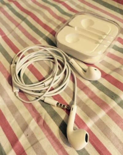Лот: 6209044. Фото: 1. Наушники Apple Earpods для Iphone. Красноярск