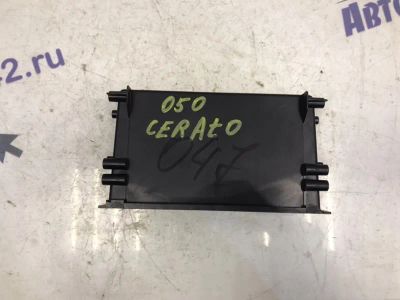 Лот: 21708912. Фото: 1. карман Kia Cerato LD. Расходные материалы