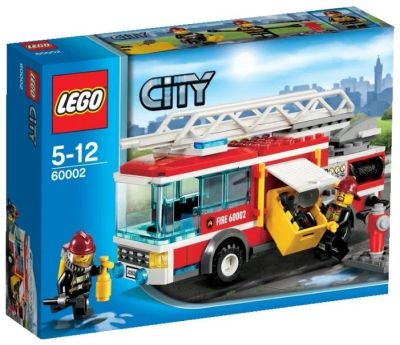 Лот: 8297467. Фото: 1. LEGO City 60002 Пожарная машина. Конструкторы