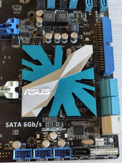 Лот: 25755578. Фото: 1. Материнская плата Asus P7P55D-E... Материнские платы