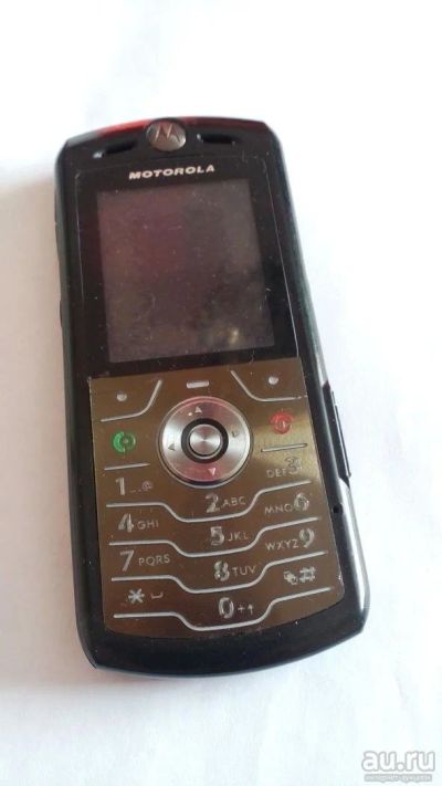 Лот: 5685010. Фото: 1. Motorola L7 SLVR - в среднем состоянии... Кнопочные мобильные телефоны