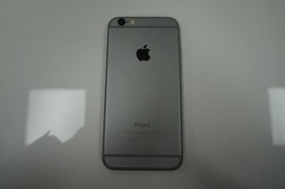 Лот: 12853016. Фото: 1. IPhone 6 64GB. Смартфоны
