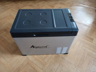 Лот: 15590204. Фото: 1. Alpicool 30l автомобильный холодильник... Электроприборы для автомобиля