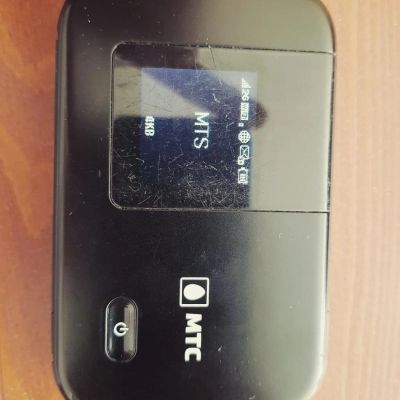 Лот: 10009630. Фото: 1. 4G-роутер МТС 823F / МТС 826FT. Маршрутизаторы (роутеры)
