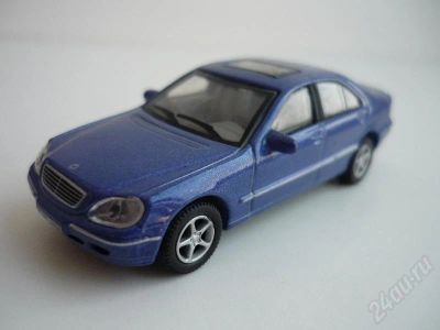Лот: 196698. Фото: 1. Mercedes-Benz S500 маштаб 1:72. Автомоделизм
