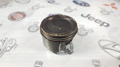 Лот: 23591319. Фото: 1. Поршень Mazda CX-7 L3-VDT L3Y011SA0. Двигатель и элементы двигателя