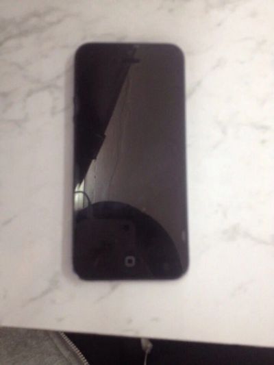 Лот: 5058087. Фото: 1. iPhone 5 16 Гб Black. Смартфоны