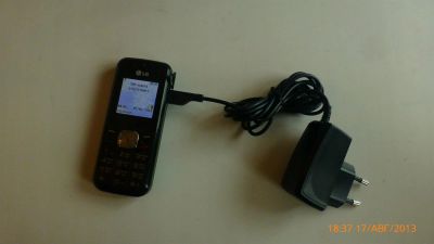 Лот: 2840443. Фото: 1. телефон LG. Кнопочные мобильные телефоны
