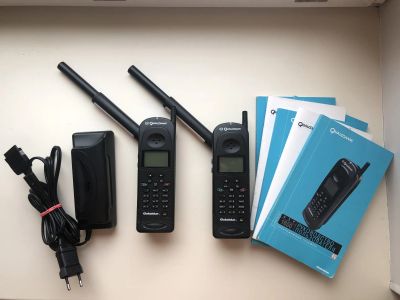 Лот: 25377080. Фото: 1. Спутниковый телефон Qualcomm GSP-1600... Спутниковая связь