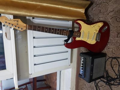 Лот: 14573296. Фото: 1. Электрогитара Fender Stratocaster... Гитары