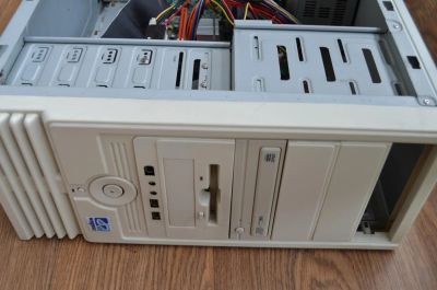 Лот: 7828409. Фото: 1. 4 ядра Xeon 5310/2gb DDR2/HDD80Gb... Компьютеры в сборе