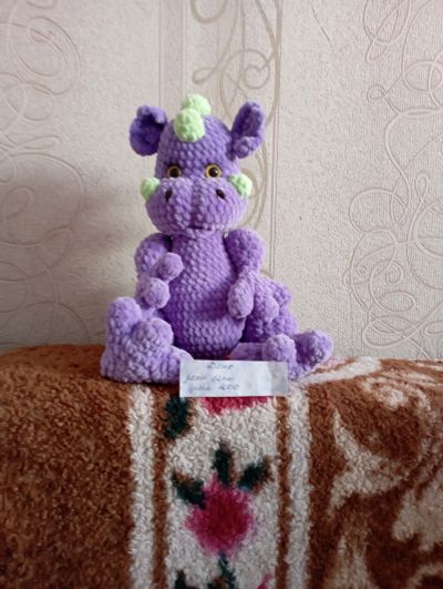 Лот: 20043975. Фото: 1. Вязаные игрушки. Авторские куклы, игрушки, поделки