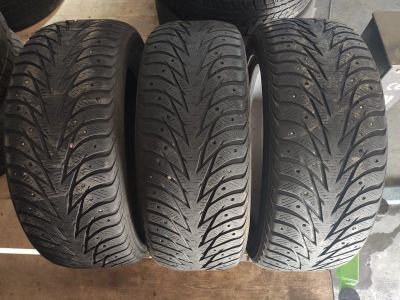 Лот: 16019151. Фото: 1. 215/55 R17 Yokohama ice guard. Шины