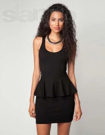 Лот: 7077320. Фото: 1. Платье Bershka 42-44. Платья