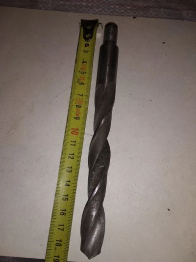 Лот: 15211817. Фото: 1. сверло Р6М5 диаметр 16,5 мм хвостовик... Расходные материалы, сменные насадки