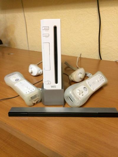 Лот: 8427941. Фото: 1. Nintendo Wii читаем описание!. Игровые приставки, консоли