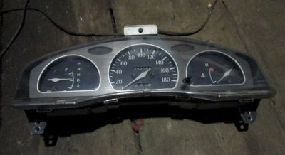Лот: 3231348. Фото: 1. Приборная панель Toyota Starlet... Салон