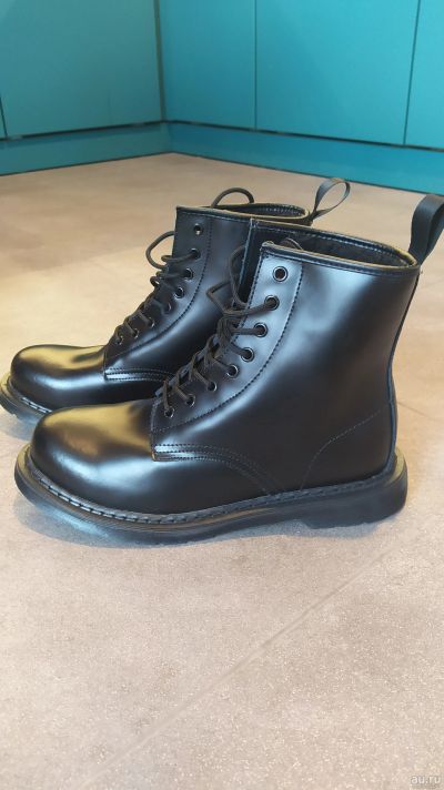 Лот: 18282432. Фото: 1. Dr Martens 1460 зимние. Ботинки, полуботинки