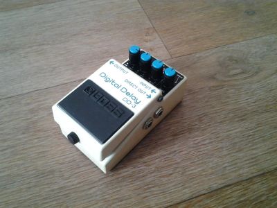 Лот: 9426754. Фото: 1. Boss Digital Delay DD-3. Гитарные эффекты и комбоусилители