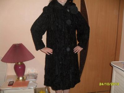 Лот: 3322922. Фото: 1. каракулевая шуба р46-48. Верхняя одежда