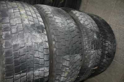 Лот: 4629930. Фото: 1. Комплект зимних Bridgestone Blizzak... Шины