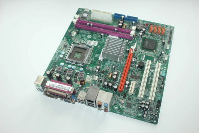 Лот: 23354683. Фото: 1. Материнская плата s775 EG31M v1... Материнские платы