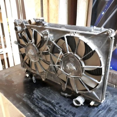 Лот: 12768111. Фото: 1. Радиатор altezza gxe-10 1g-fe... Двигатель и элементы двигателя