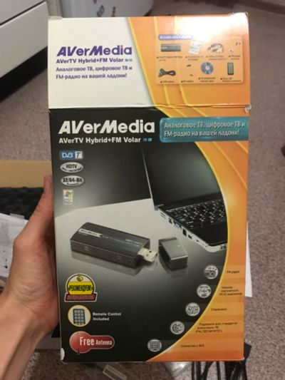 Лот: 11995507. Фото: 1. Оцифровщик ТВ TV тюнер AVerMedia... ТВ-тюнеры и карты захвата