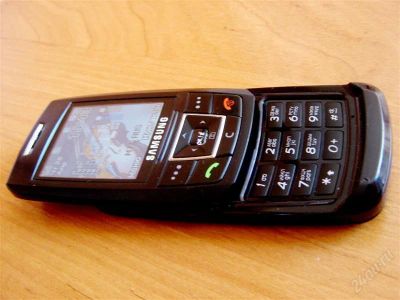 Лот: 930003. Фото: 1. Samsung E250. Кнопочные мобильные телефоны