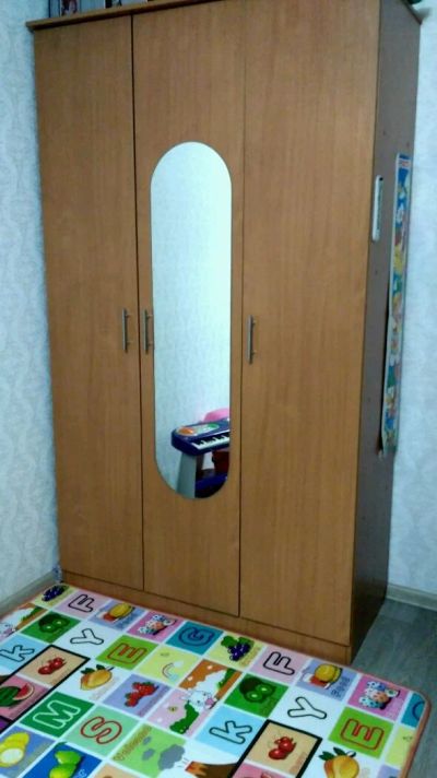 Лот: 12575969. Фото: 1. Шкаф распашной 3х створчатый. Шкафы, шкафы-купе