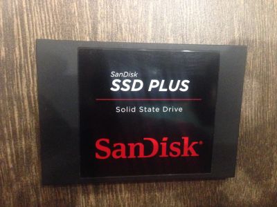 Лот: 11662992. Фото: 1. Почти новый 120 ГБ SSD-накопитель... SSD-накопители