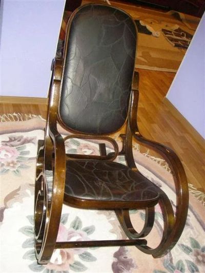 Лот: 1188153. Фото: 1. кресло-качалка. Другое (мебель)