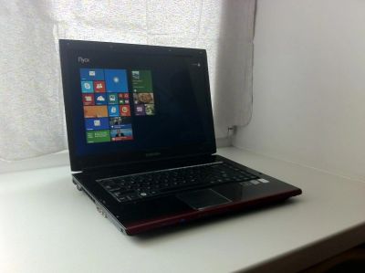 Лот: 5074100. Фото: 1. Ноутбук Samsung R560. Ноутбуки