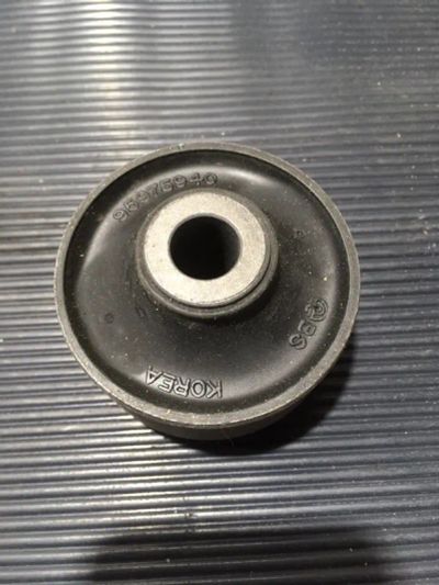 Лот: 21717635. Фото: 1. сайлентблок Chevrolet. Ходовая, подвеска, рулевое управление