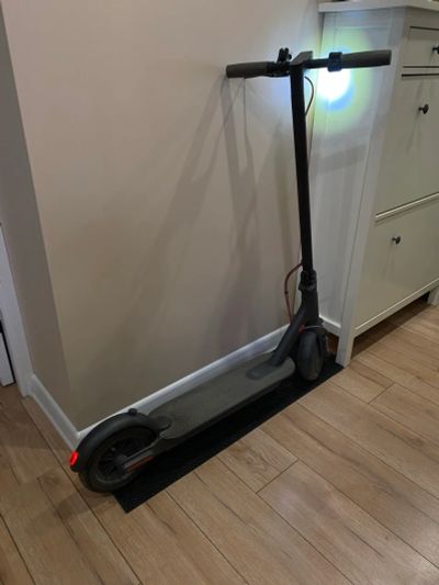 Лот: 24865967. Фото: 1. Электросамокат xiaomi electric... Электросамокаты, гироскутеры, сигвеи