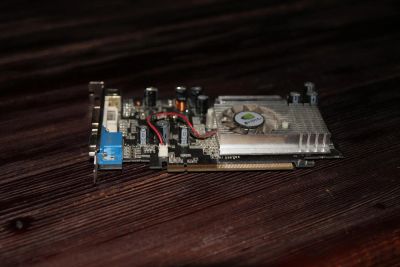 Лот: 6415575. Фото: 1. Видеокарта 256mb nvidia. Видеокарты