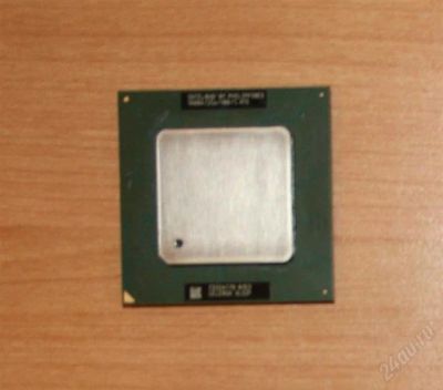 Лот: 1538257. Фото: 1. Процессор Intel Celeron. Процессоры