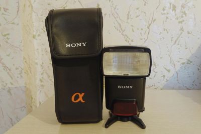 Лот: 7812425. Фото: 1. Фотовспышка sony hvl-f42am. Вспышки, осветители, рассеиватели