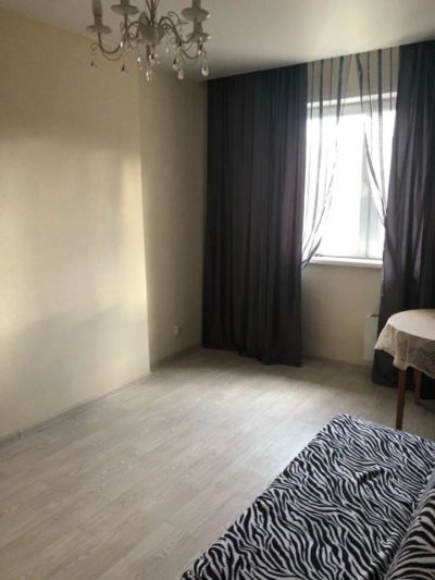 Лот: 10616952. Фото: 1. Сдам 1к 43кв.м Мате-Залки. Квартиры, студии